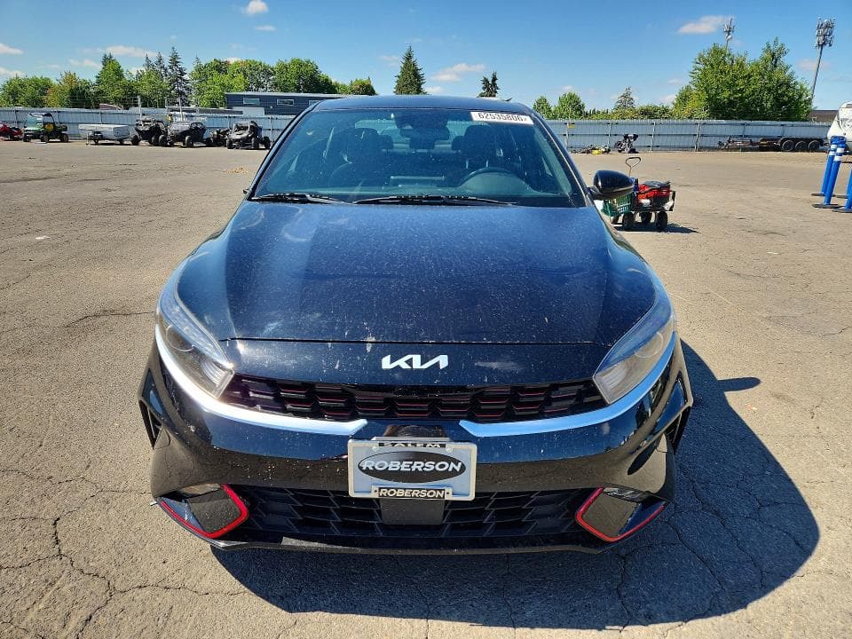 2022 KIA FORTE GT LINE 5