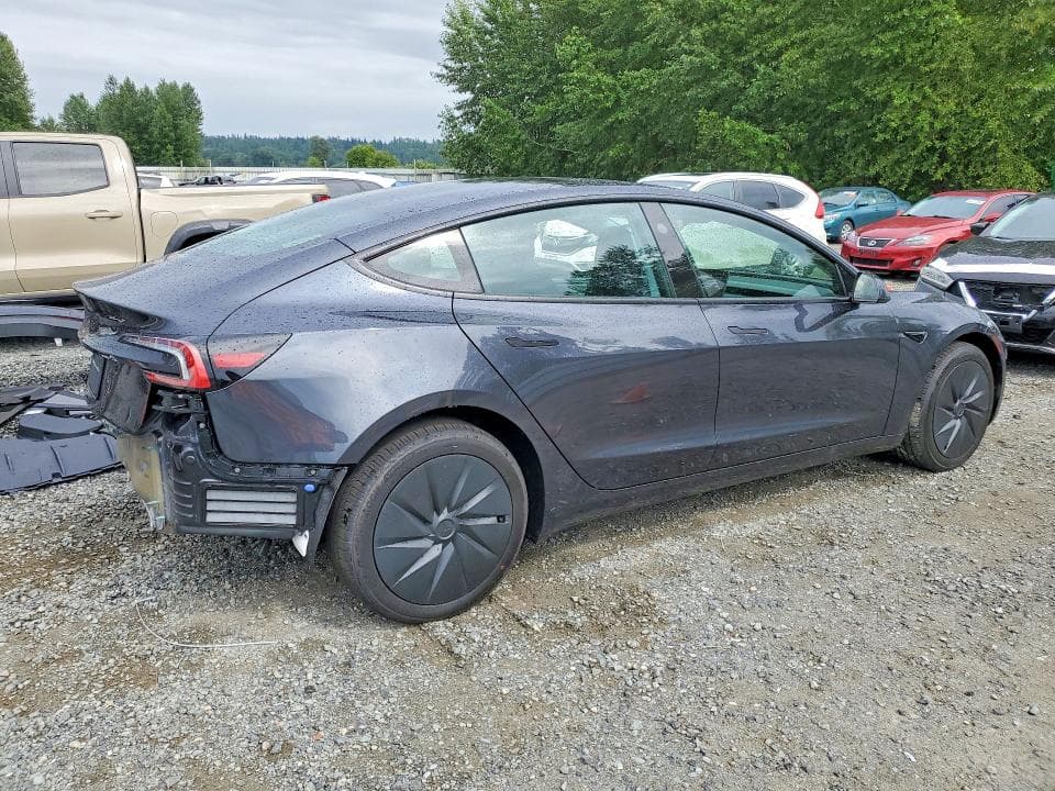 2026 TESLA MODEL 3 3
