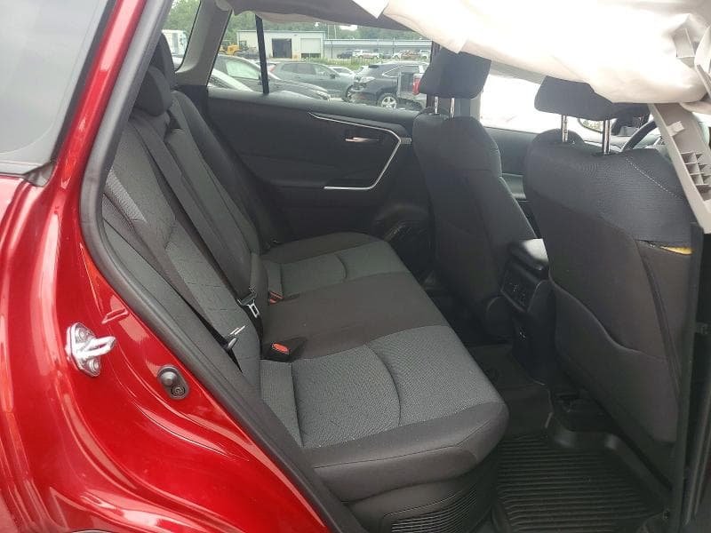 2025 TOYOTA RAV4 HYBRID XLE 10