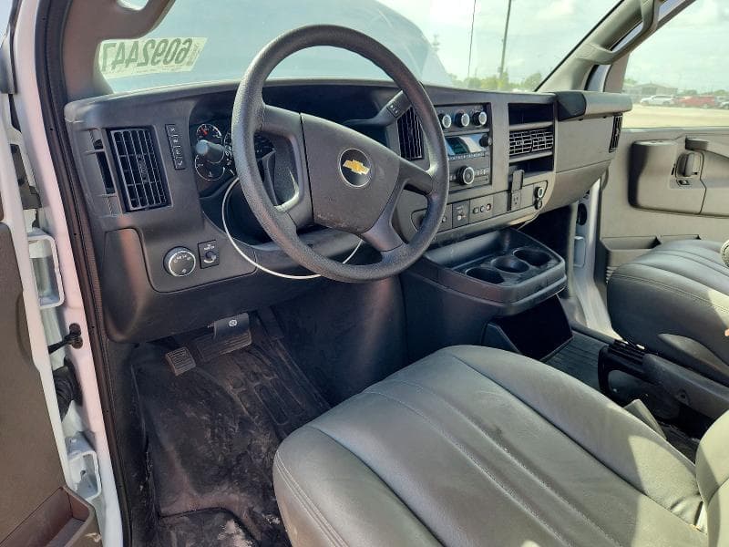 2025 CHEVROLET EXPRESS G2500 8
