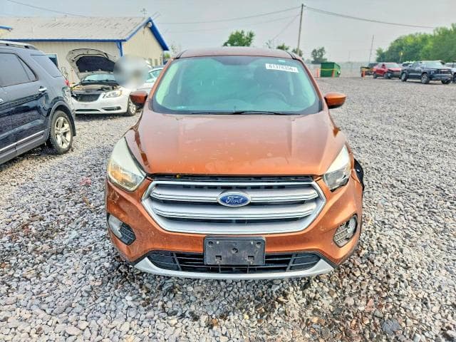 2017 FORD ESCAPE SE 5