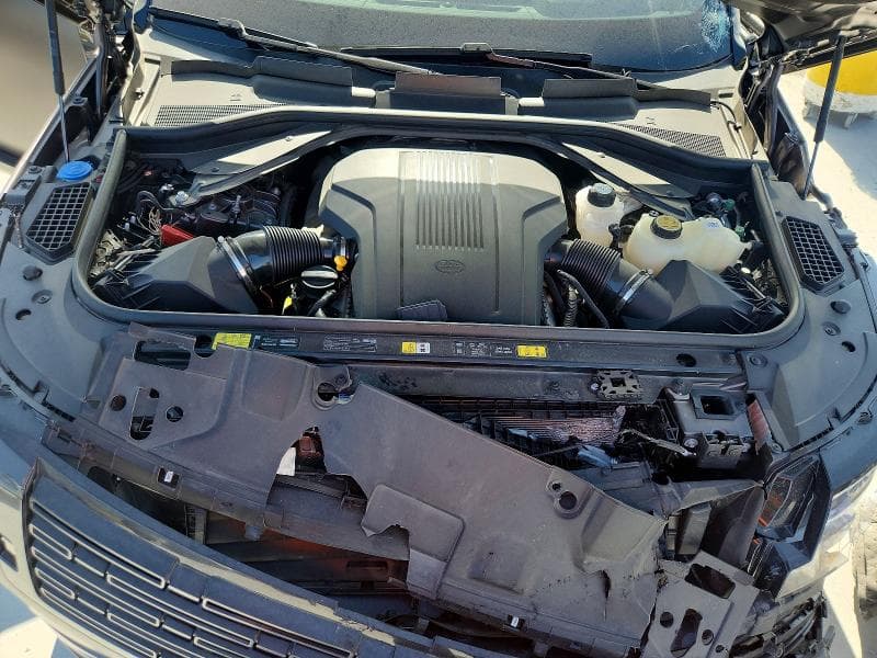 2025 LAND ROVER RANGE ROVER SE 12
