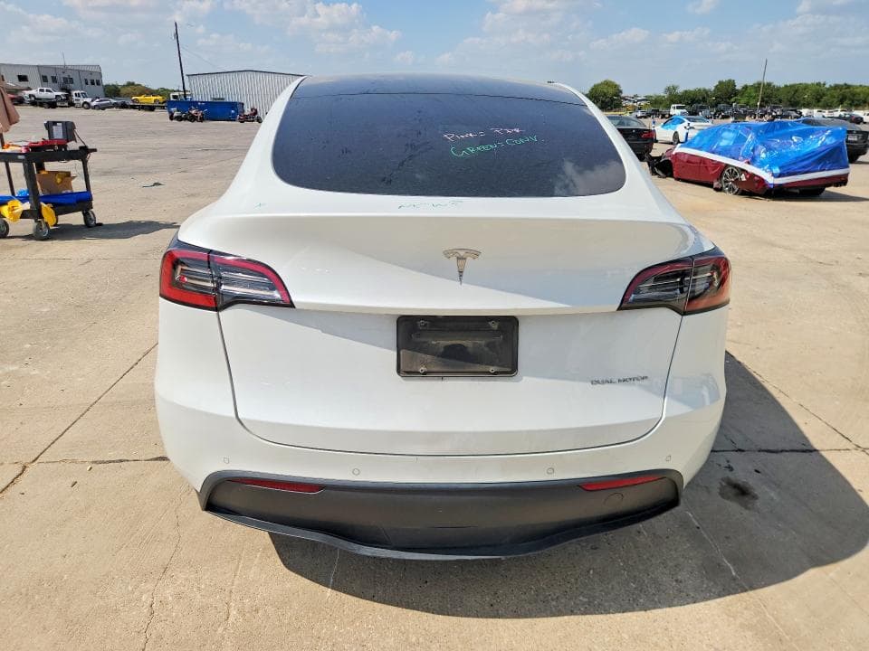 2021 TESLA MODEL Y 6