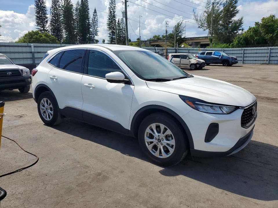 2023 FORD ESCAPE ACTIVE 4