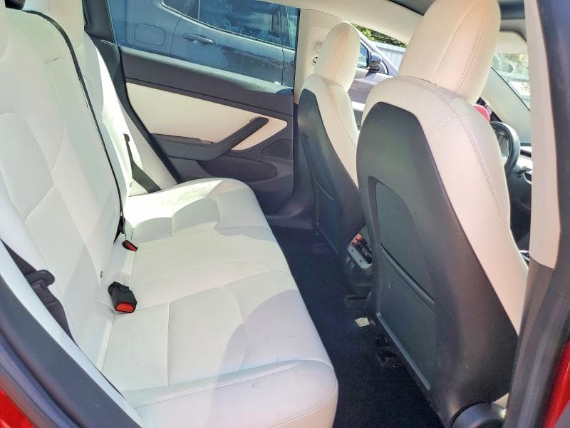 2018 TESLA MODEL 3 10