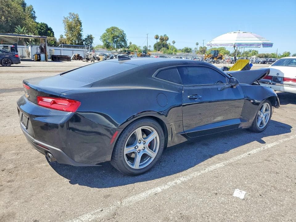 2018 CHEVROLET CAMARO LT 3