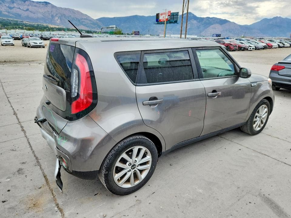2018 KIA SOUL + 3