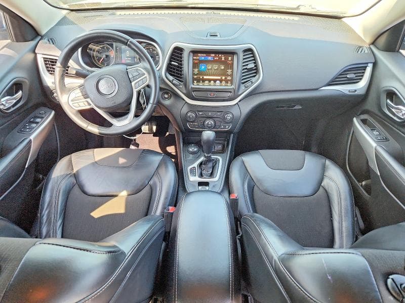 2018 JEEP CHEROKEE LATITUDE PLUS 8