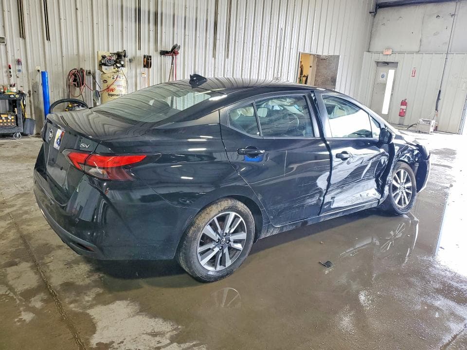 2021 NISSAN VERSA SV 3