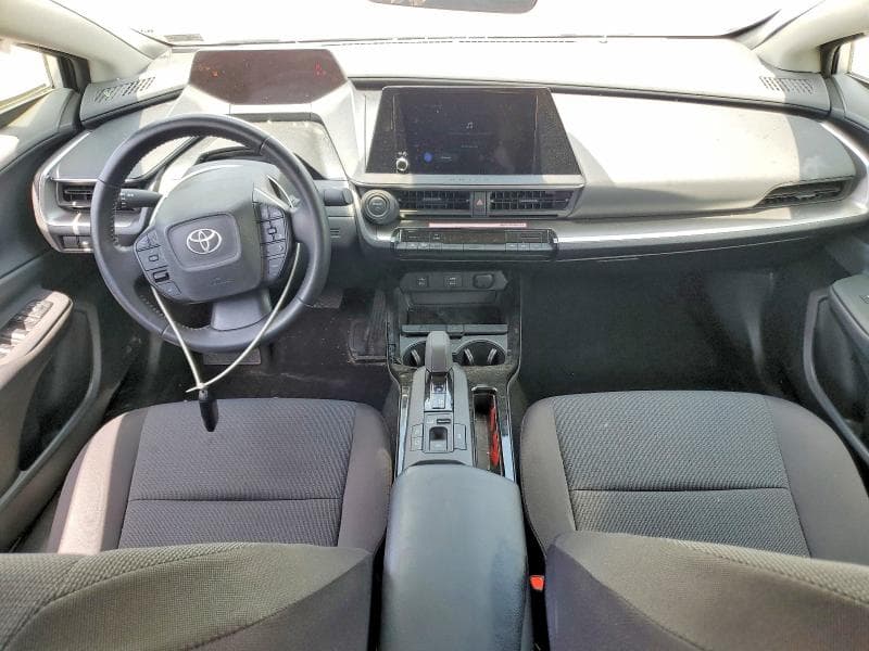2024 TOYOTA PRIUS LE 8
