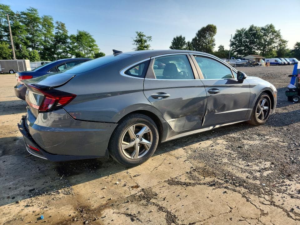 2021 HYUNDAI SONATA SE 3