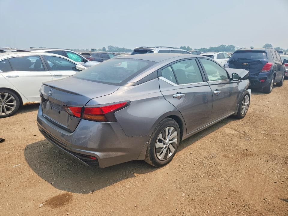 2024 NISSAN ALTIMA S 3