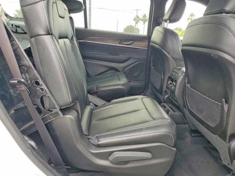 2025 JEEP GRAND CHEROKEE L LIMITED 11