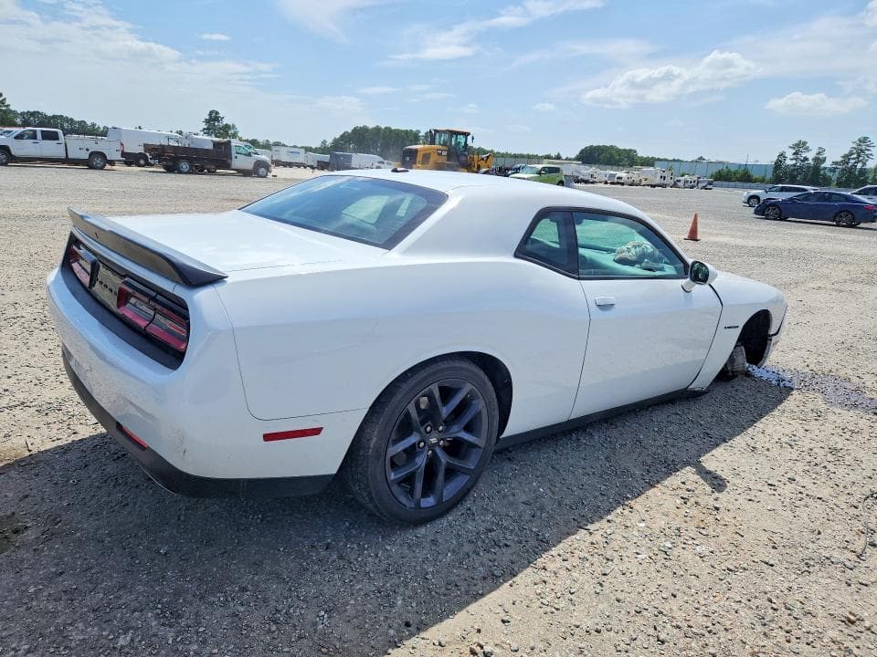 2022 DODGE CHALLENGER R/T 3