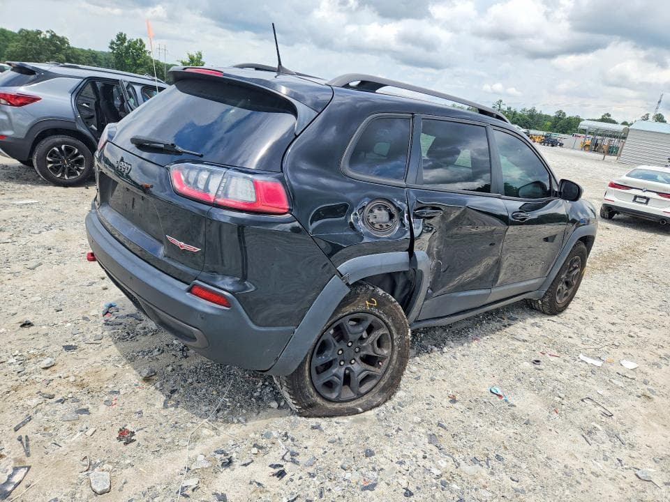 2019 JEEP CHEROKEE TRAILHAWK 3
