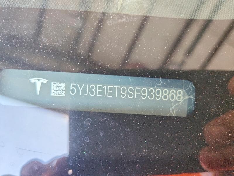 2025 TESLA MODEL 3 12