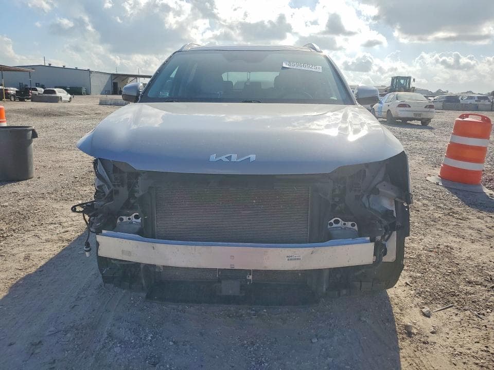 2024 KIA SORENTO S 5