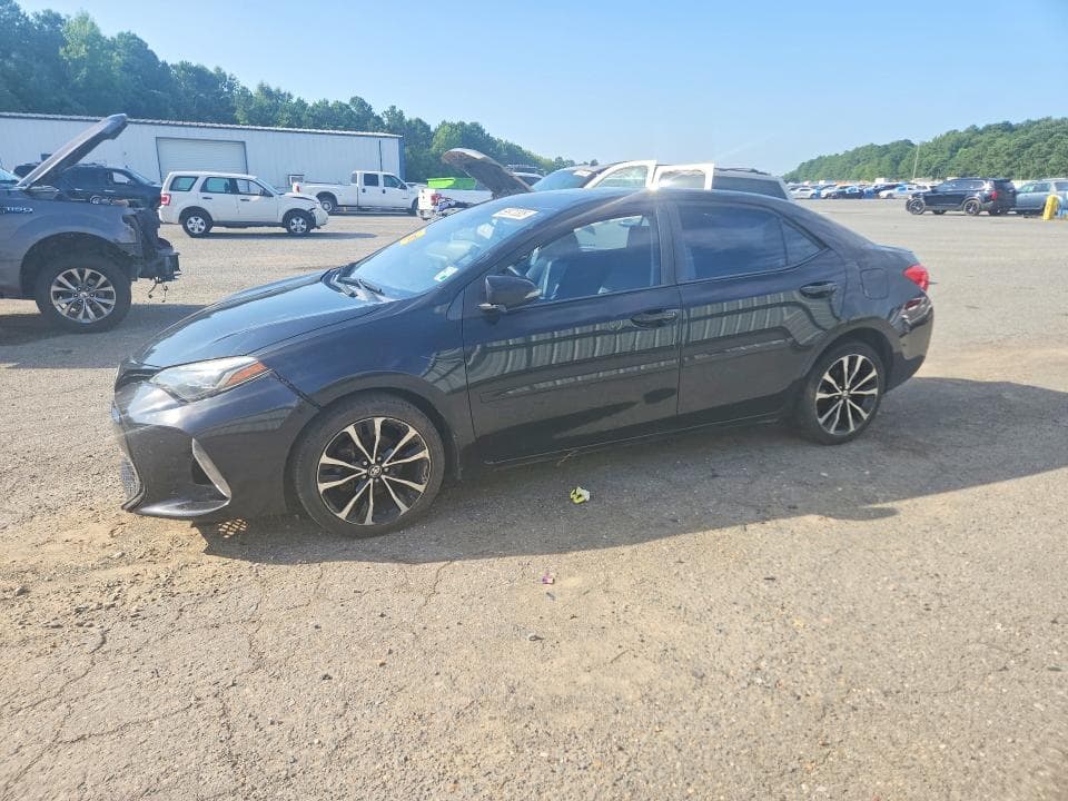 2017 TOYOTA COROLLA XSE - 1