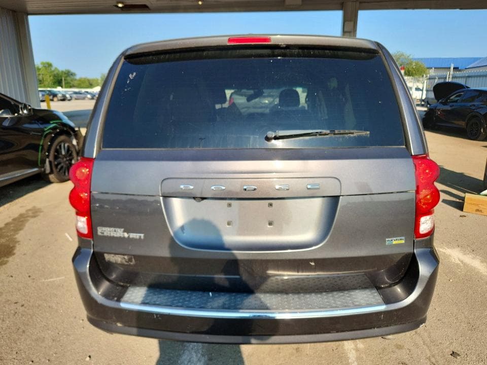 2017 DODGE GRAND CARAVAN SE 6