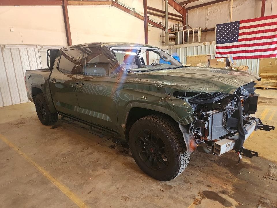 2022 TOYOTA TUNDRA SR5 4
