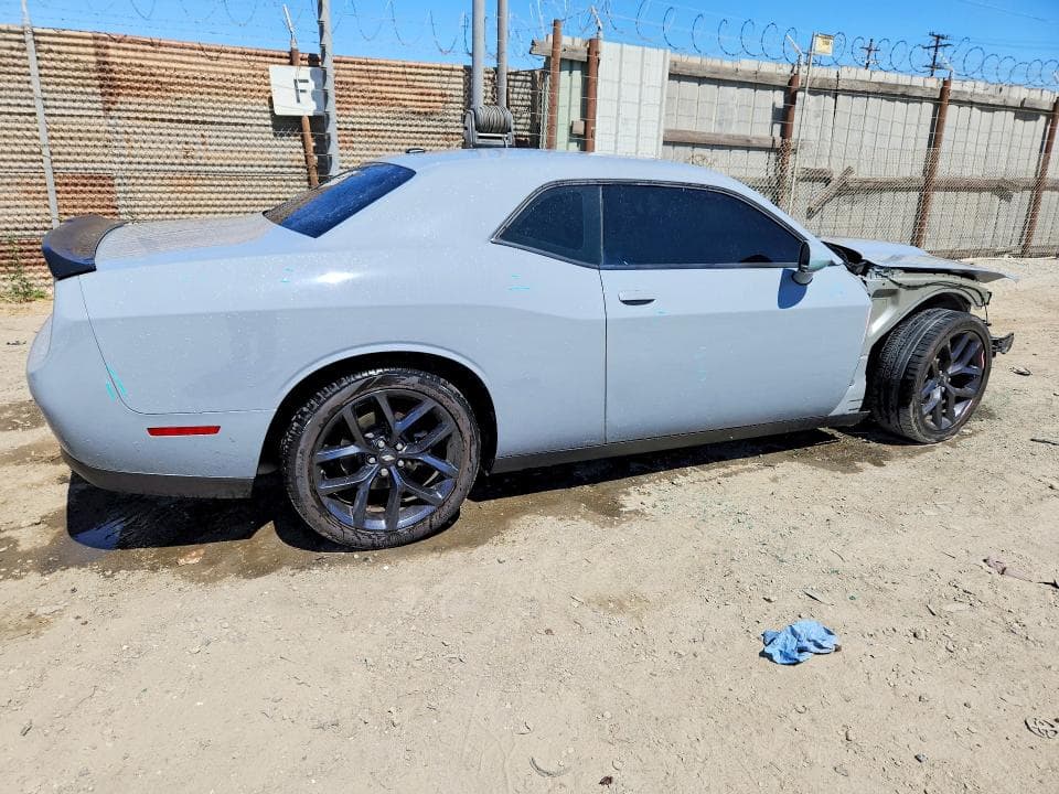 2022 DODGE CHALLENGER GT 3