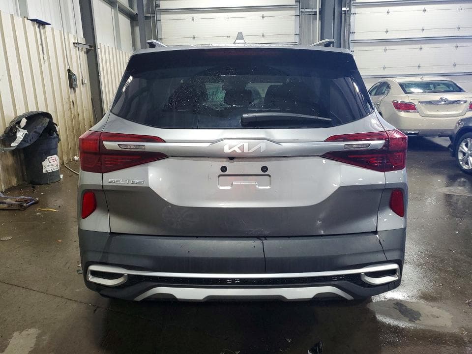 2023 KIA SELTOS S 6