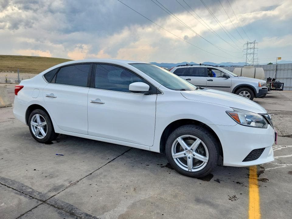 2018 NISSAN SENTRA S 4