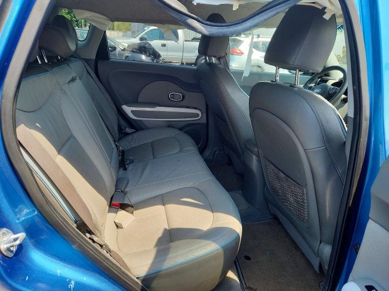2017 KIA SOUL EV + 10