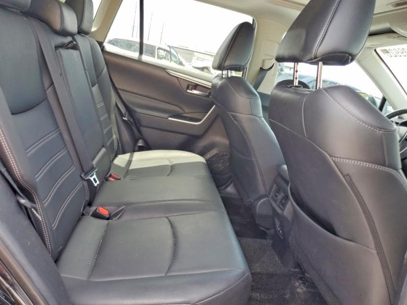 2021 TOYOTA RAV4 XLE PREMIUM 11
