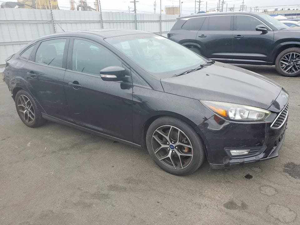 2018 FORD FOCUS SEL 4
