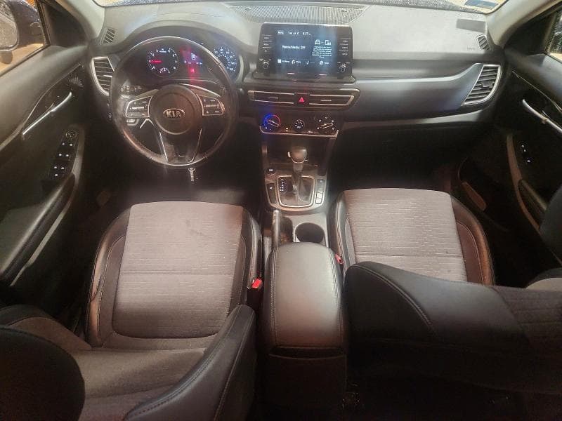 2021 KIA SELTOS S 8
