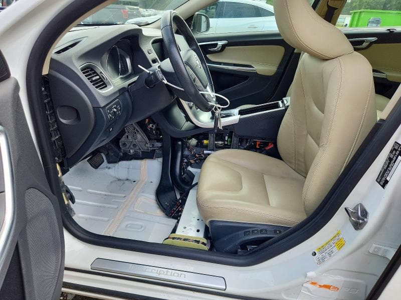 2017 VOLVO S60 PREMIER 7