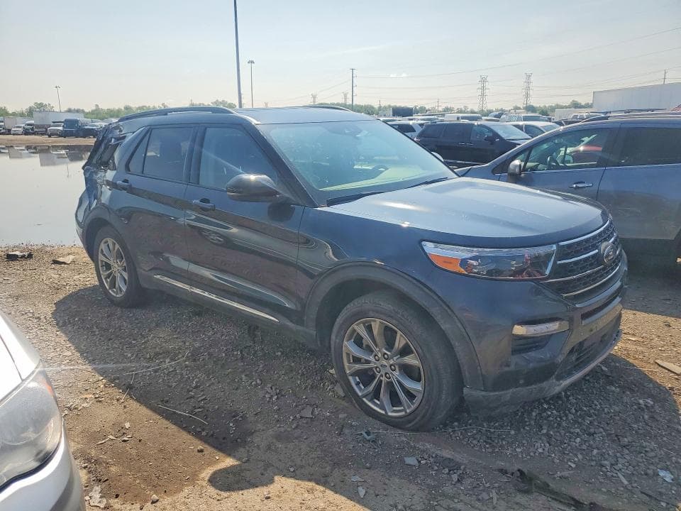 2023 FORD EXPLORER XLT 4