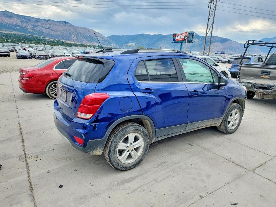 2017 CHEVROLET TRAX 1LT 3