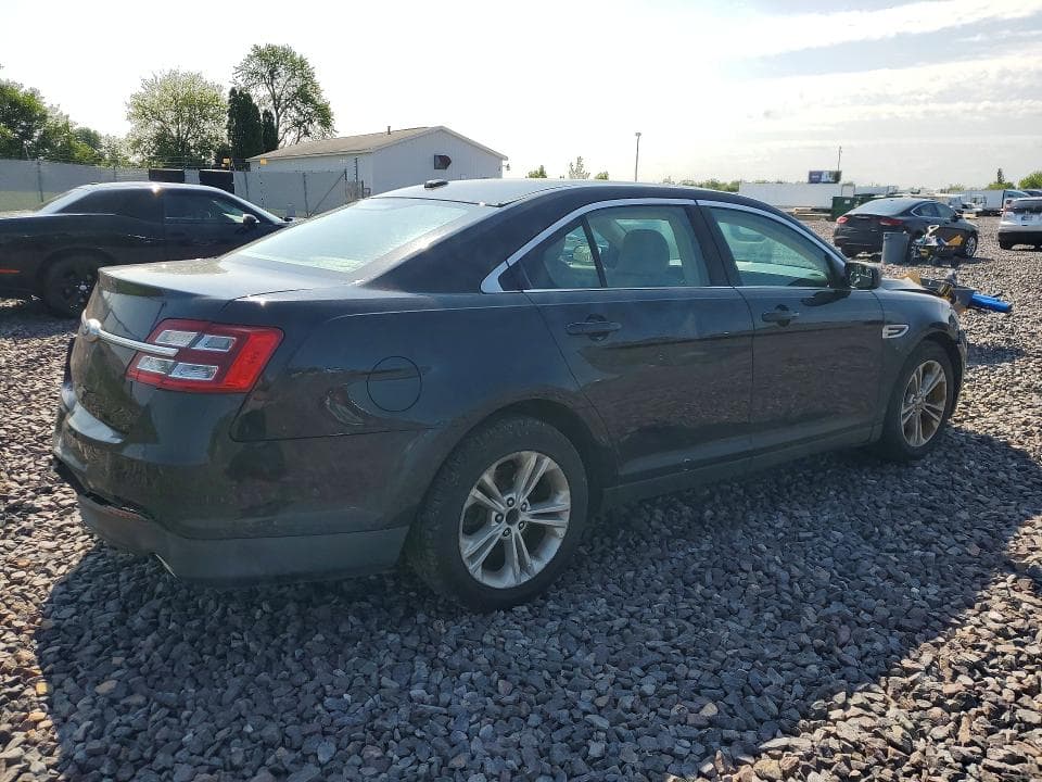 2017 FORD TAURUS SE 3