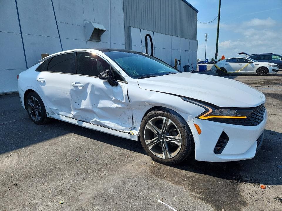 2022 KIA K5 EX 4