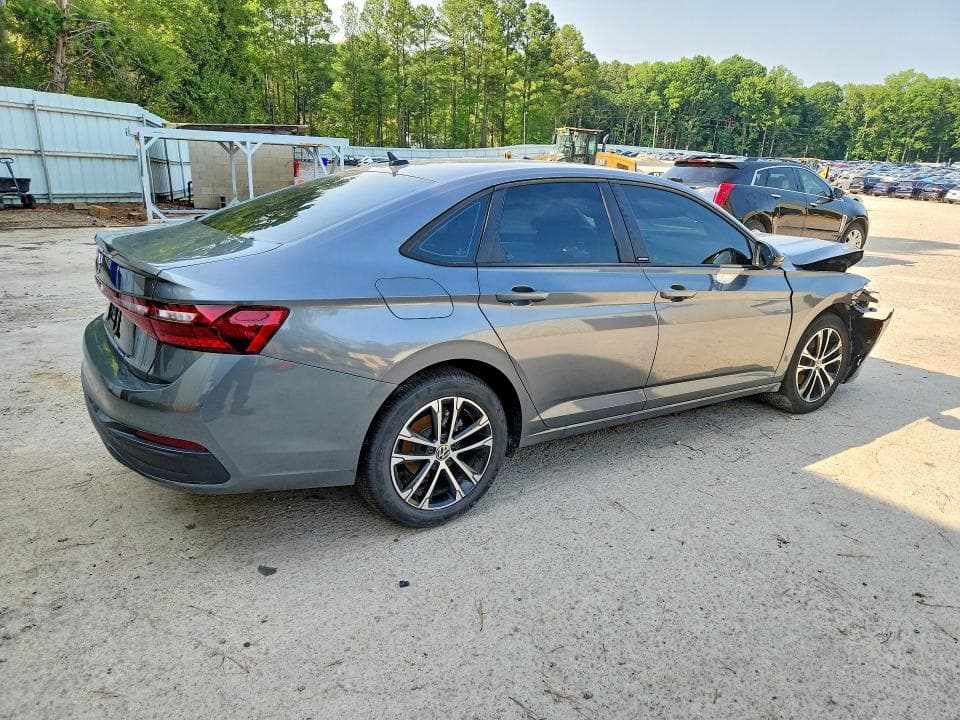 2025 VOLKSWAGEN JETTA SPORT 3