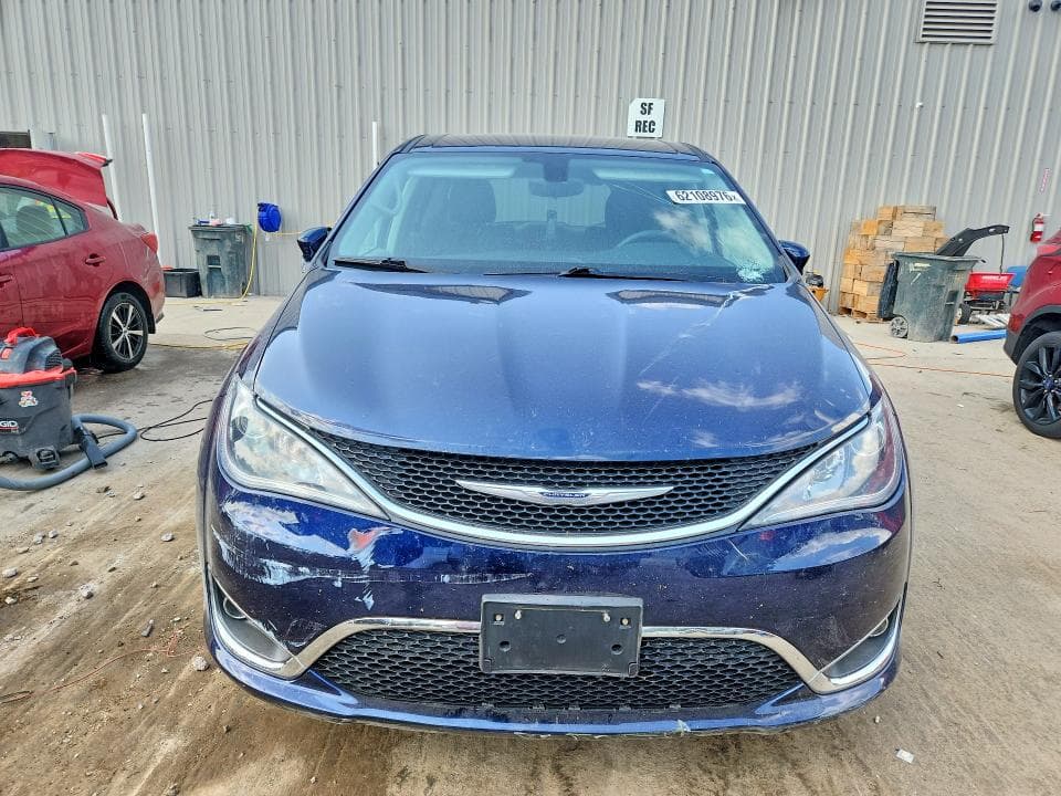 2018 CHRYSLER PACIFICA TOURING PLUS 5