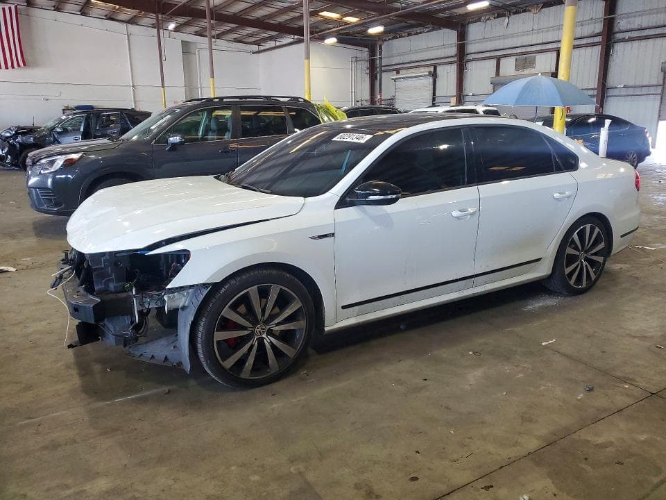 2018 VOLKSWAGEN PASSAT GT - 1