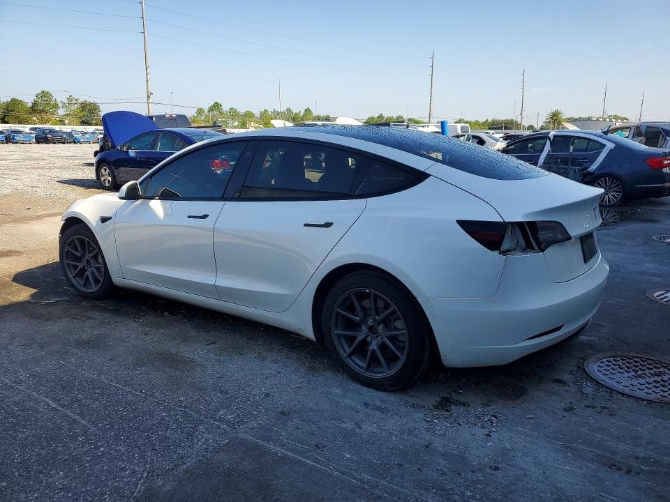 2022 TESLA MODEL 3 2