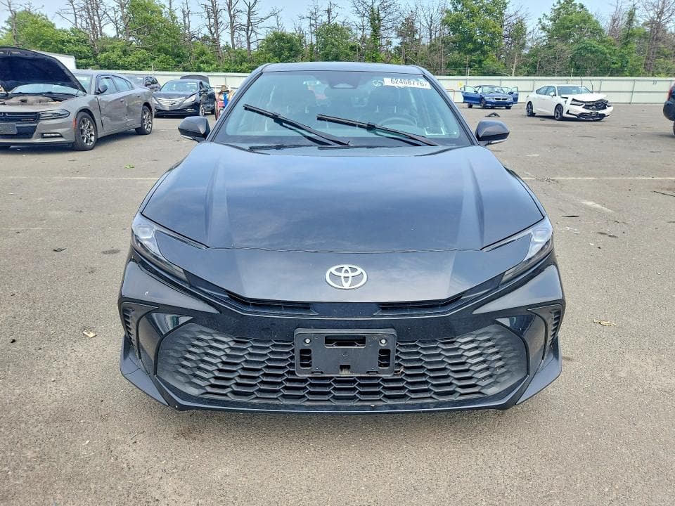 2025 TOYOTA CAMRY SE 5