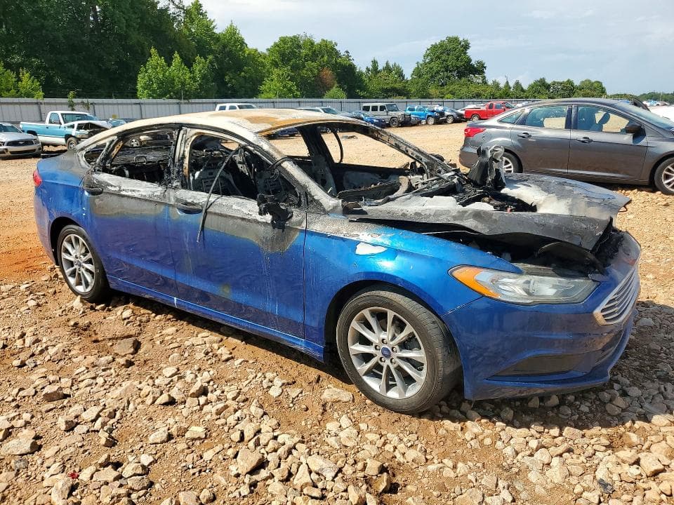 2017 FORD FUSION SE 4