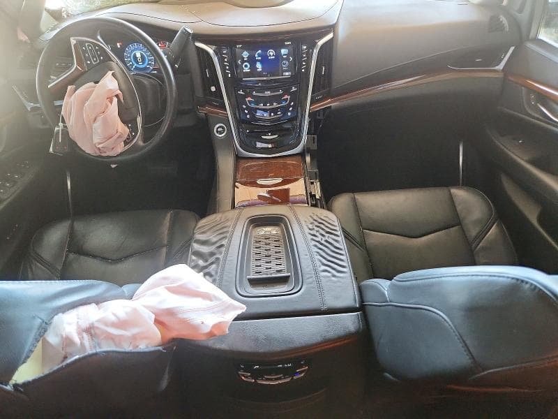 2017 CADILLAC ESCALADE LUXURY 8