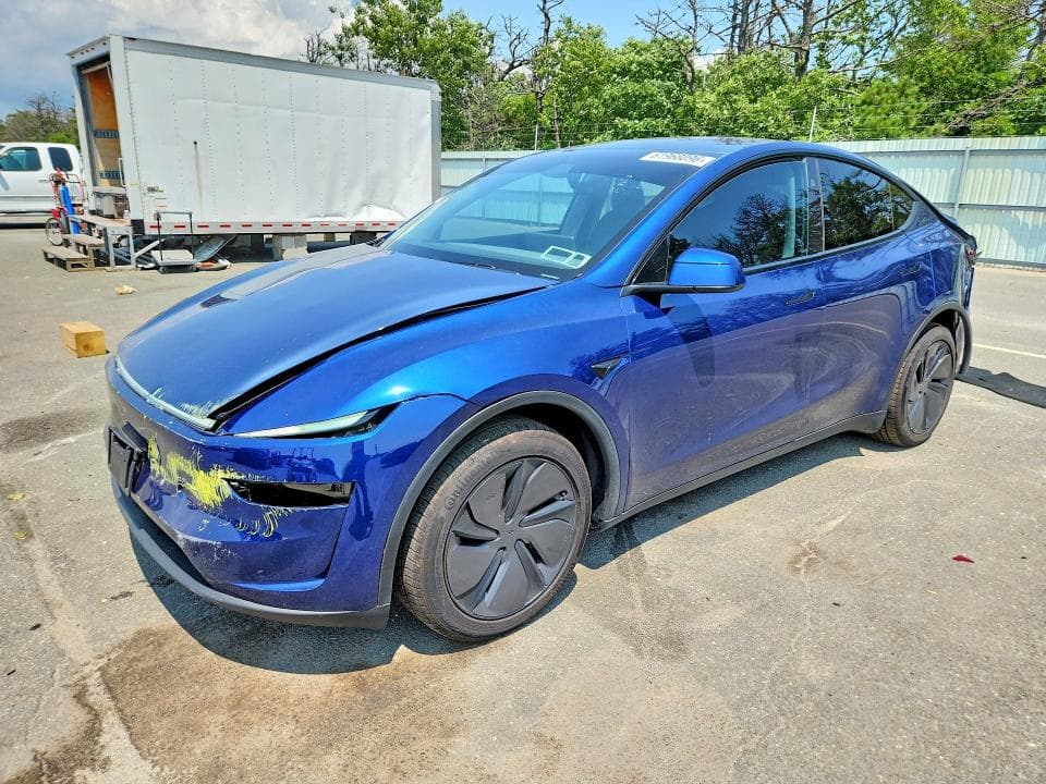 2026 TESLA MODEL Y - 1