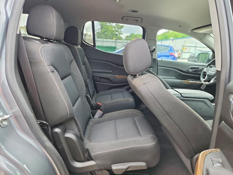 2022 GMC ACADIA 11