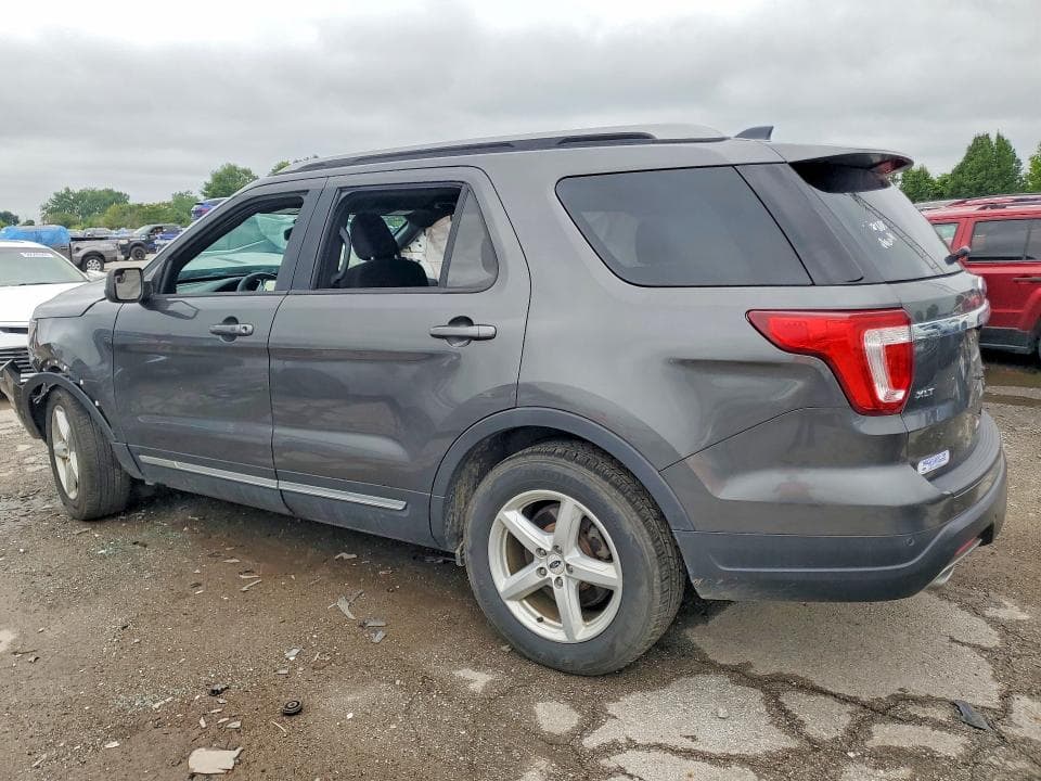 2018 FORD EXPLORER XLT 2