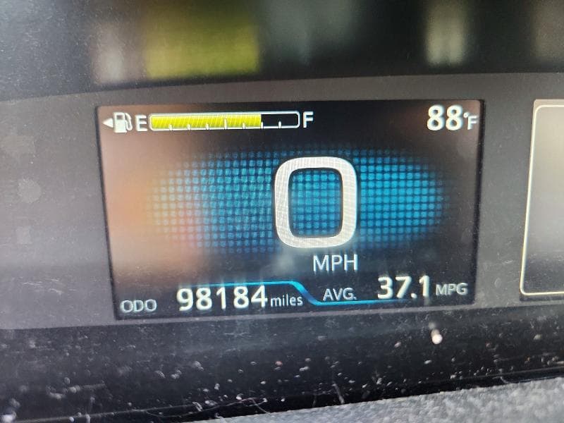 2021 TOYOTA PRIUS LE AWD-E 9