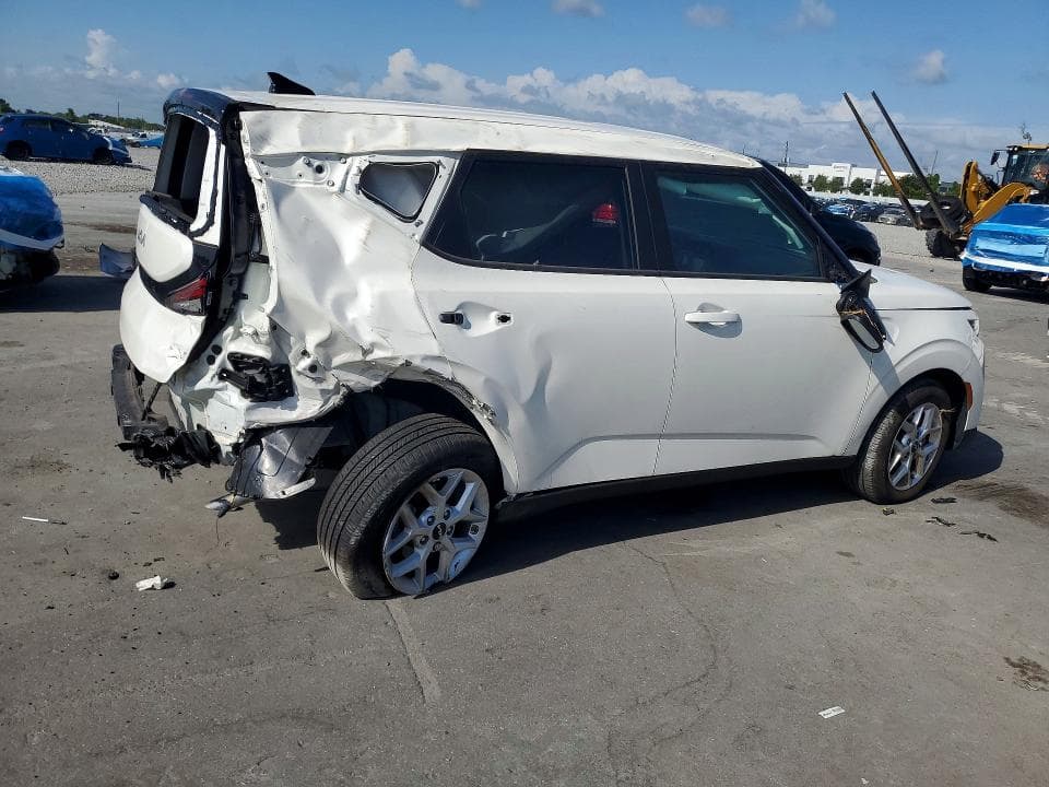 2025 KIA SOUL LX 3