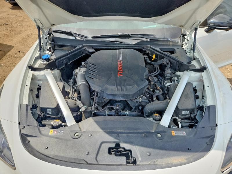 2022 KIA STINGER GT2 11