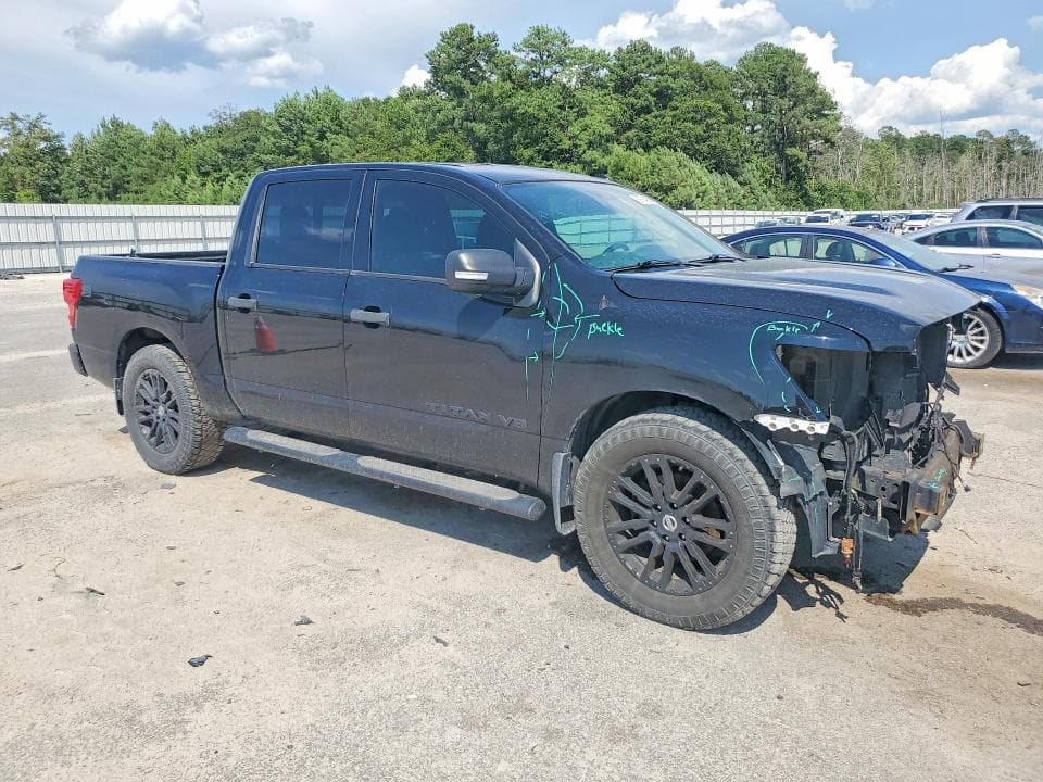 2018 NISSAN TITAN SV 4